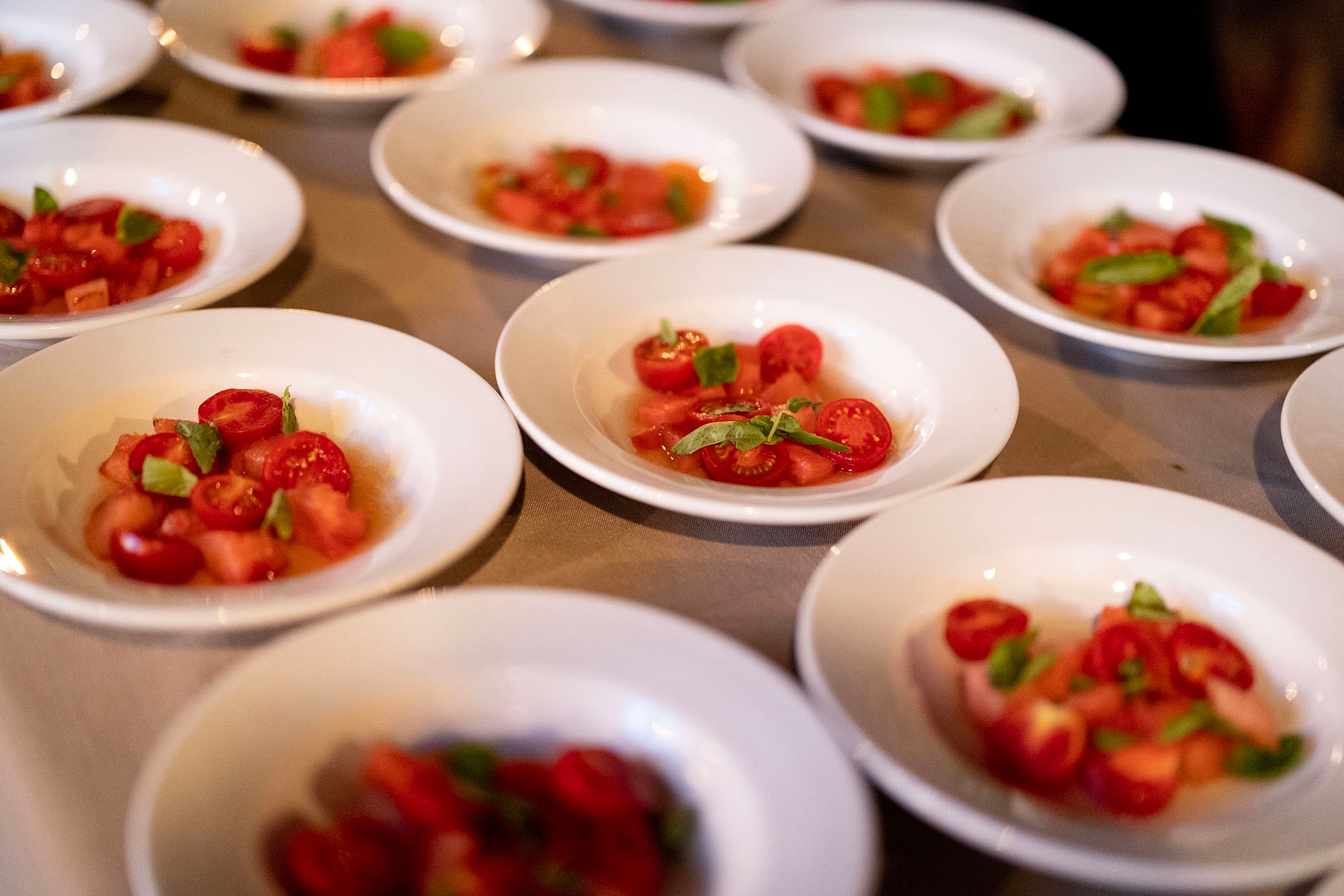 Détails de la décoration de table lors d'un événement à l'Espace Old Mill